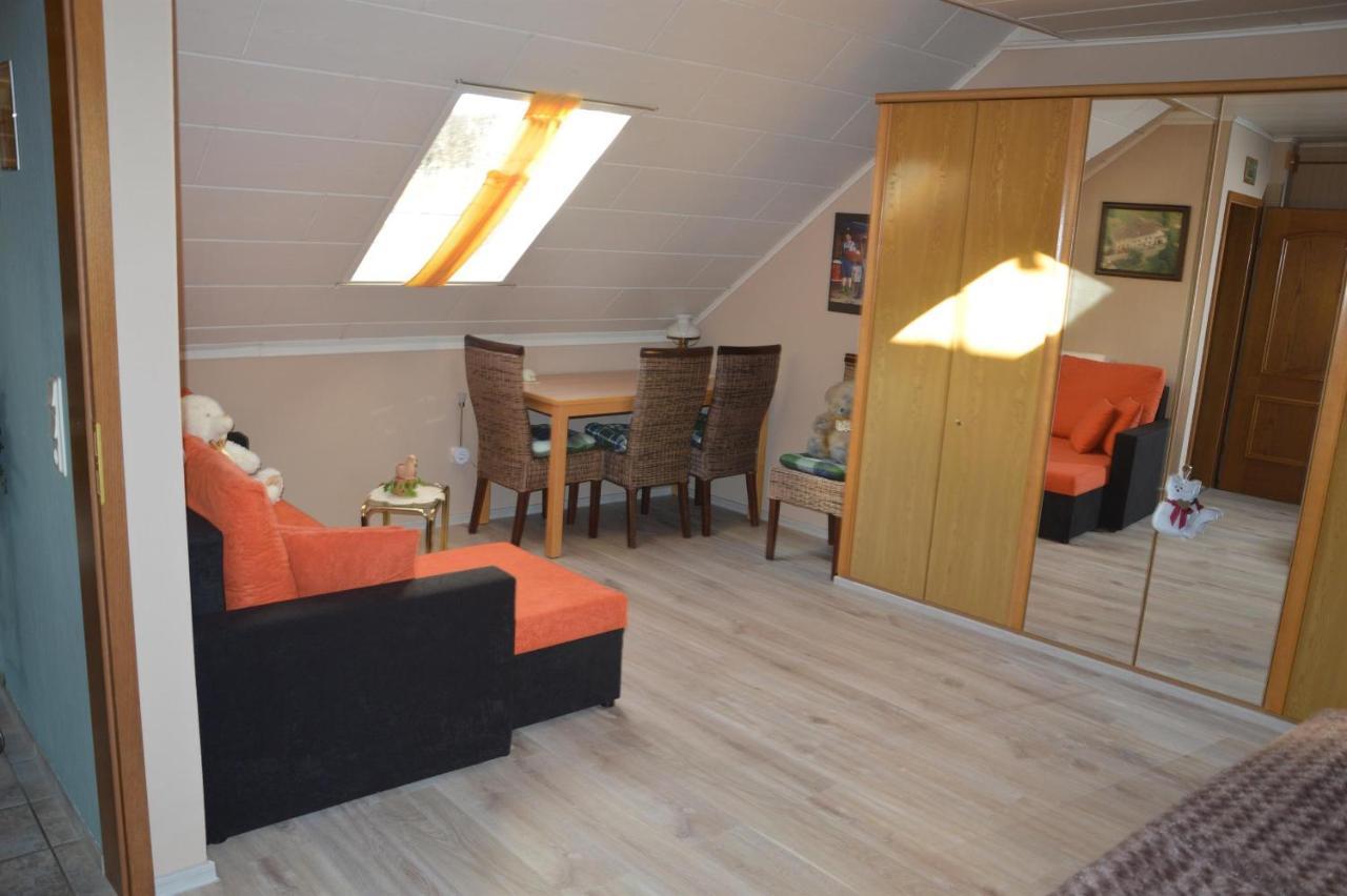 Ferienwohnung Auszeit Waxweiler Екстер'єр фото